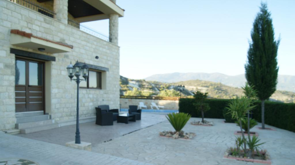 Softades Cottage Omodos Exterior photo
